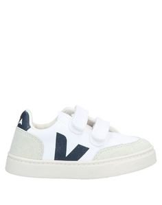 Низкие кеды и кроссовки Veja