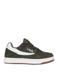 Низкие кеды и кроссовки Fila