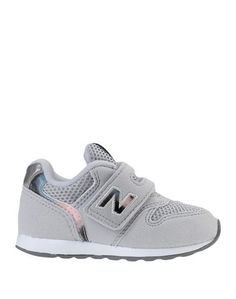 Низкие кеды и кроссовки New Balance