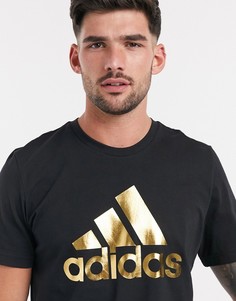 Черная футболка adidas 8-Bit-Черный