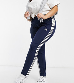 Темно-синие спортивные штаны с логотипом и тремя полосками adidas Originals Plus-Темно-синий