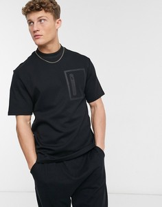 Черная футболка классического кроя с карманом на молнии River Island-Серый
