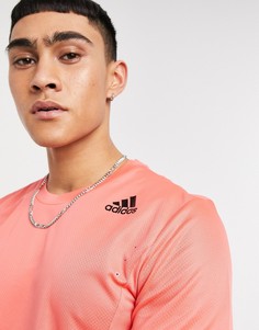 Розовая футболка adidas-Розовый цвет