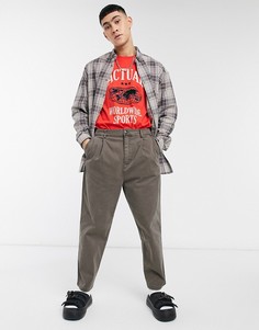 Коричневые брюки с широкими плиссированными штанинами ASOS DESIGN-Коричневый цвет