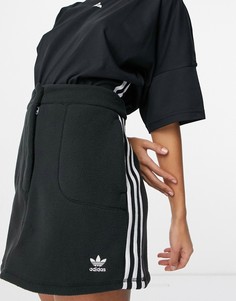 Черная флисовая мини-юбка с завышенной талией и тремя полосками adidas Originals adicolor-Черный цвет