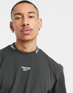 Лонгслив цвета выбеленного хаки от комплекта Reebok Classics-Зеленый цвет