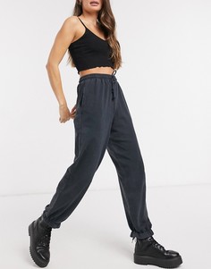 Темно-серые джоггеры в стиле oversized с эффектом кислотной стирки Stradivarius-Серый