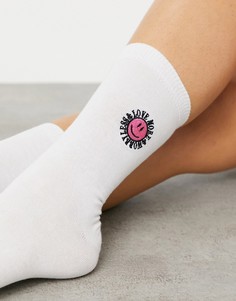 Белые носки с вышивкой ASOS DESIGN Valentines-Белый
