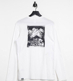 Белый лонгслив с рисованным принтом горы The North Face – эксклюзивно для ASOS
