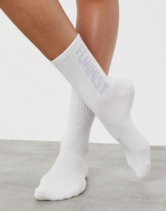 Белые носки из органического хлопка с надписью "Feminist" Monki Lucy-Белый