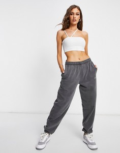 Белый кроп-топ бандо с асимметричными бретельками ASOS DESIGN