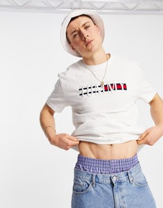 Белая футболка с большим логотипом в виде флага Tommy Jeans Timeless-Белый