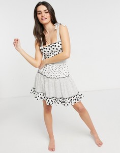 Белое пляжное платье мини в горошек River Island-Белый