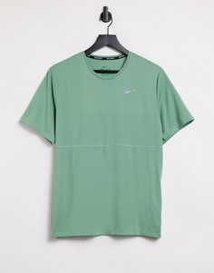 Зеленая футболка Nike Running Breathe-Зеленый цвет