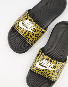 Коричневые шлепанцы с леопардовым принтом Nike Victori-Коричневый цвет