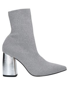 Полусапоги и высокие ботинки Pollini