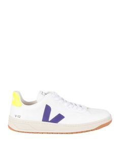 Низкие кеды и кроссовки Veja
