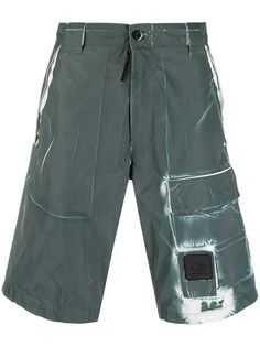 C.P. Company шорты карго с эффектом потертости
