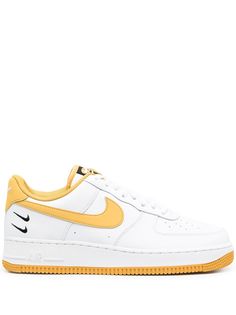 Nike кроссовки с логотипом