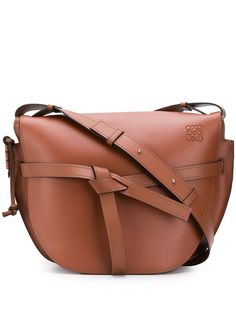 LOEWE полукруглая сумка Gate XL
