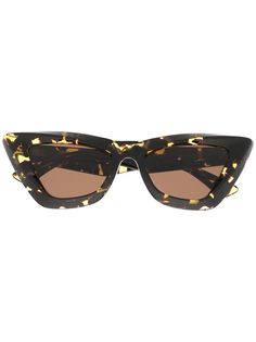 Bottega Veneta Eyewear солнцезащитные очки в оправе кошачий глаз