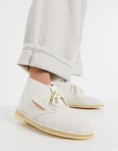 Белые замшевые дезерты Clarks Originals-Белый
