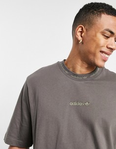 Окрашенная футболка в рубчик оливково-зеленого цвета adidas Originals "Premium Sweats"-Зеленый цвет