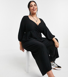 Черный фактурный комбинезон с запахом ASOS DESIGN Curve-Черный цвет