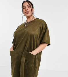 Oversized платье-футболка цвета хаки из искусственной замши с карманами ASOS DESIGN Curve-Зеленый цвет