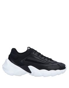 Низкие кеды и кроссовки Fila