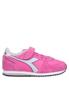Низкие кеды и кроссовки Diadora