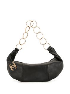 Chanel Pre-Owned сумка на плечо с подвеской-логотипом CC