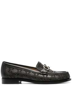 Salvatore Ferragamo лоферы с перфорацией и декором Gancini