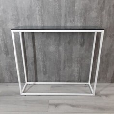 Напольная консоль Akur Loft Norman металлокаркас белый тонированное стекло