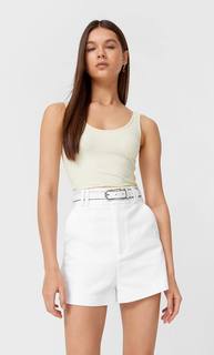 Stradivarius Базовые Шорты С Ремнем Белый 34