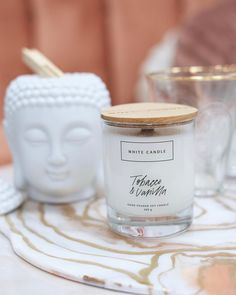 Свеча ароматическая Tobacco & Vanilla/Табак и Ваниль с деревянным фитилем, WHITE CANDLE