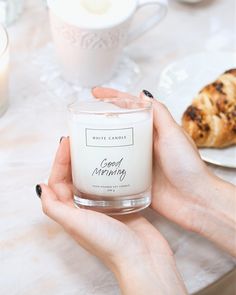 Свеча ароматическая Good Morning/ Доброе утро с деревянным фитилем, WHITE CANDLE