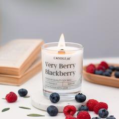 Ароматическая свеча Very Berry Blackberry Ягодная - с деревянным фитилем CANDLE ME