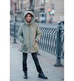 Пальто для девочек Duwali цв. зеленый р-р. 152