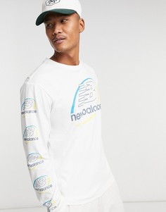Белый лонгслив с логотипом в овальной рамке New Balance