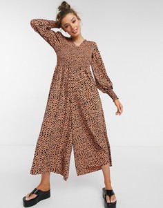 Присборенный комбинезон с V-образным вырезом и звериным принтом ASOS DESIGN-Многоцветный