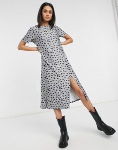 Серое платье-футболка миди в стиле oversized с принтом в виде пятен Urban Threads-Серый