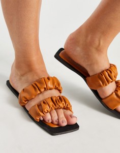 Бежевые сандалии со сборками Simmi London Parrish-Нейтральный