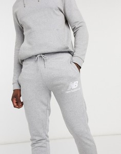 Серые джоггеры с большим логотипом New Balance-Серый