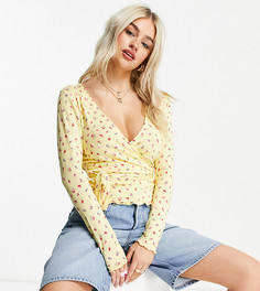 Желтый топ с запахом и винтажным цветочным принтом ASOS DESIGN Petite