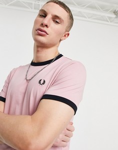 Розовая футболка с окантовкой Fred Perry-Розовый цвет