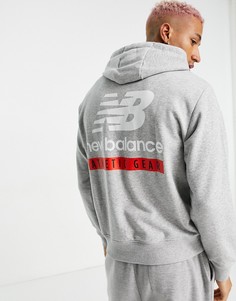 Серый худи с логотипом на спине New Balance