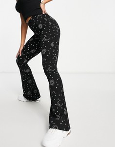 Расклешенные брюки с однотонным принтом гороскопа ASOS Design-Многоцветный