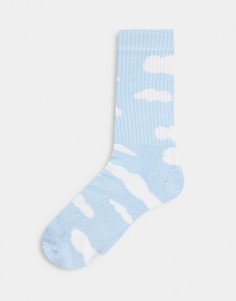 Синие спортивные носки с принтом облаков ASOS DESIGN-Белый