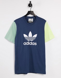 Фиолетовая футболка бойфренда в стиле колор блок с логотипом adidas Originals adicolor-Фиолетовый цвет